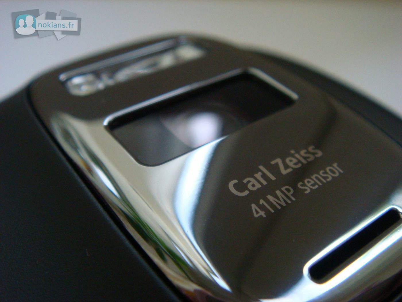 Nokia 808 PureView (2012) Vs Samsung Galaxy S20 Ultra (2020) : que valent-ils en photo ?