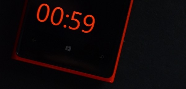 Glance Screen en mode Nuit sur Lumia 920 rouge